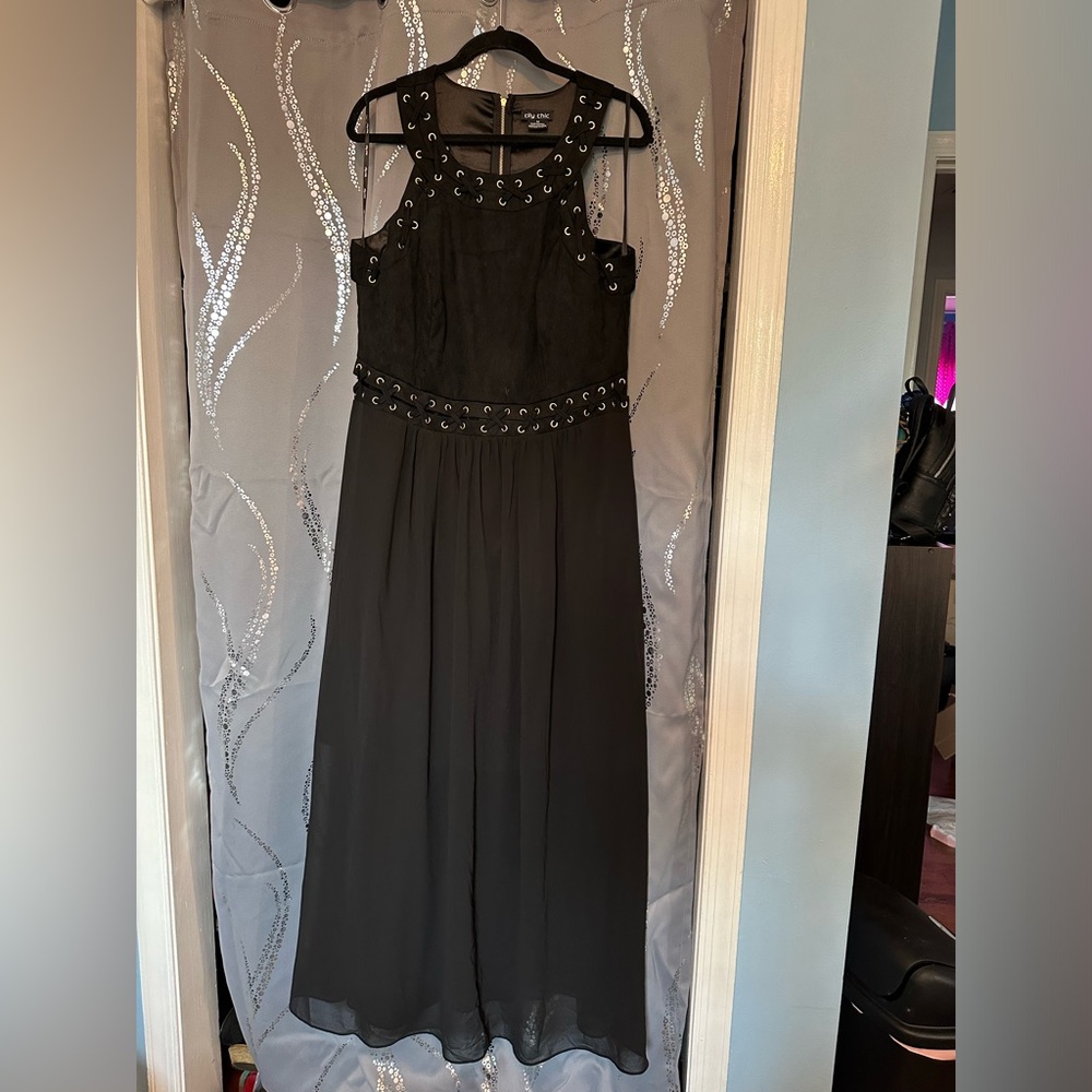 City Chic Size M Maxi Dress